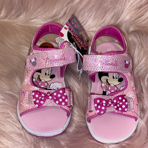 Minnie Mouse Pink Sandals Size 8 Brand New - Picture 1 of 2